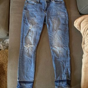 lucky brand distressed jeans